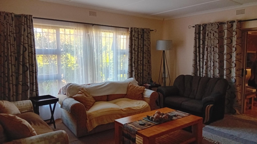 4 Bedroom Property for Sale in Parkersdorp Western Cape